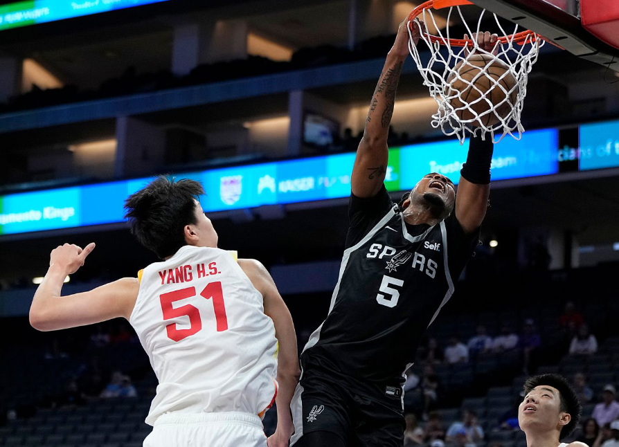 AG体育-中国男篮结束NBA夏联征程三场比赛输了104分(中国男篮参加夏季联赛)